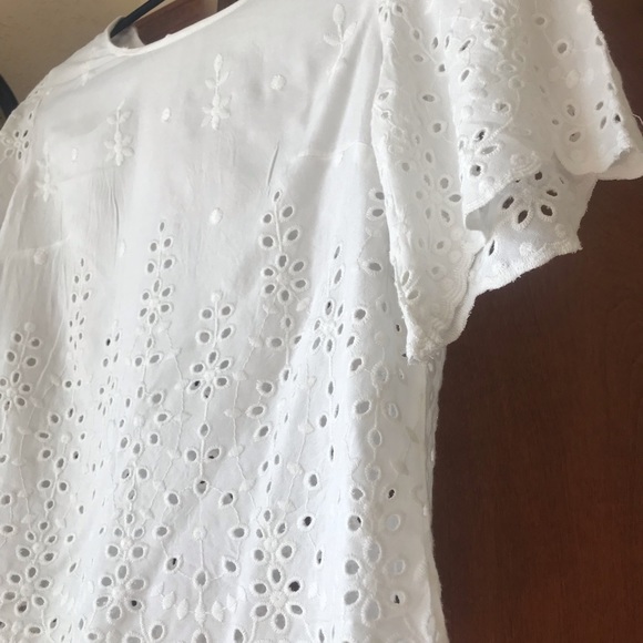 White lace 3/4 sleeve top - Picture 3 of 3